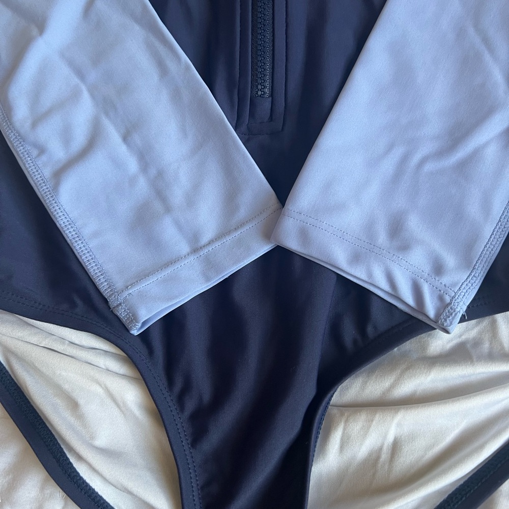 Girl’s Swimsuit Rashguard - Picture 2 of 5